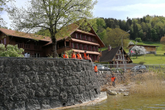 08  Gruppe 2 an der Arbeit 01